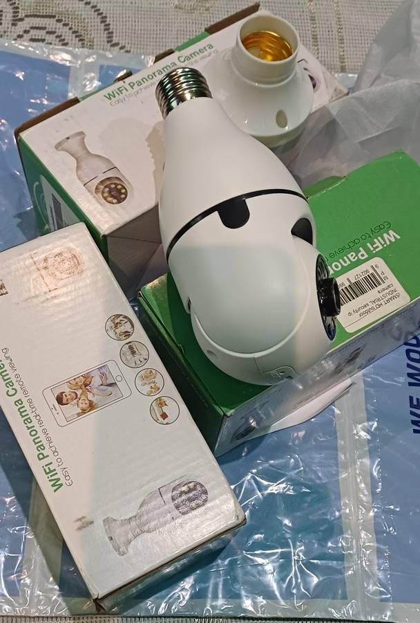 Wifi bulb rotating camera