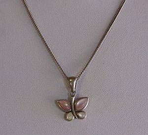 A PRETTY PETITE STERLING SILVER  BUTTERFLY PENDANT WITH STERLING SILVER NECKLACE
