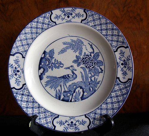 A VICTORIAN PERIOD SIDE PLATE BY WOODS & SONS IN THE "YUAN" PATTERN