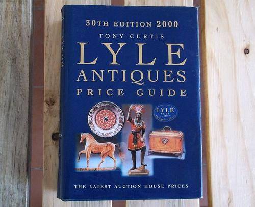 AN AWESOME ""LYLE ANTIQUES PRICE GUIDE " REFERENCE BOOK ....A MUST FOR ANY COLLECTOR !!! WOW !!!