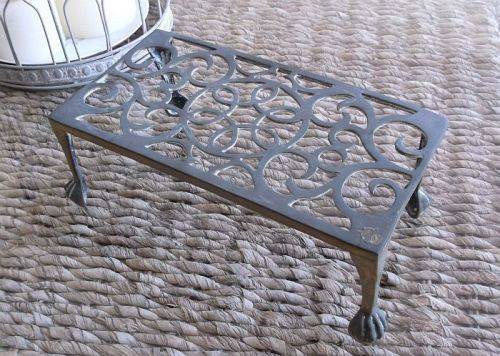 A RARE AND STUNNING VINTAGE / ANTIQUE TRIVET BY PEERAGE OF ENGLAND ....MUST SEE PIECE ...WOW !!!