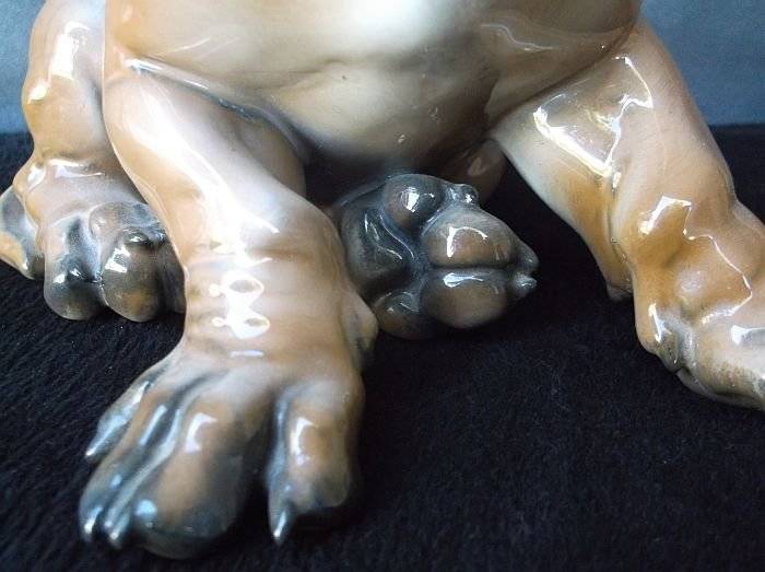 A RARE PORCELAIN PUPPY FIGURE BY ROSENTHAL OF GERMANY - PERFECT