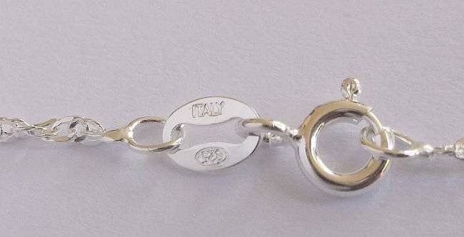 A LOVELY TWIST DESIGN 45 CM STERLING SILVER NECKLACE PLUS A STERLING SILVER BUTTERFLY PENDANT !!!