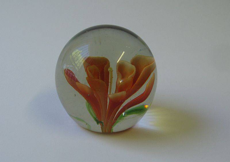 STUNNING !! A VINTAGE SOLID GLASS PAPERWEIGHT WITH ORANGE FLORAL DETAIL ...WOW !!