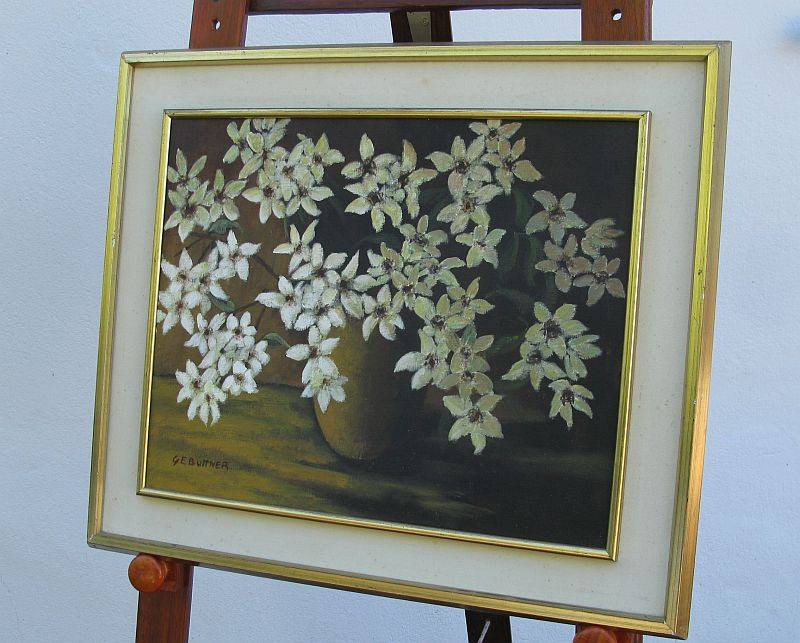 AN EYE CATCHING ORIGINAL OIL ON BOARD DEPICTING A FLORAL ARRANGEMENT BY G.E BUTTNER...AWESOME !!