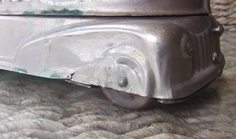 THE COOLEST FIND !! A 1930`S TIN METAL CAR SHAPED "CONTAINER" FOR BETEL NUTS - EASY TO RESEARCH !!
