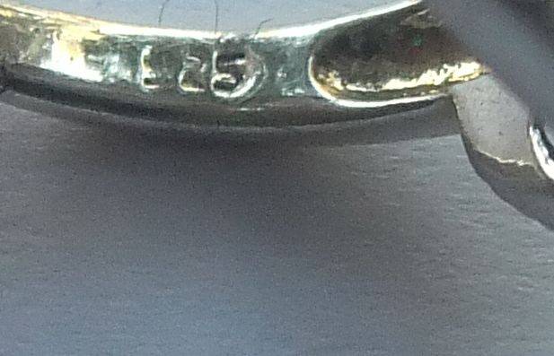 AN EXQUISITE VINTAGE LOOK SOLID STERLING SILVER RING SET WITH "TONS" OF MARCASITE !! SIMPLY WOW !!