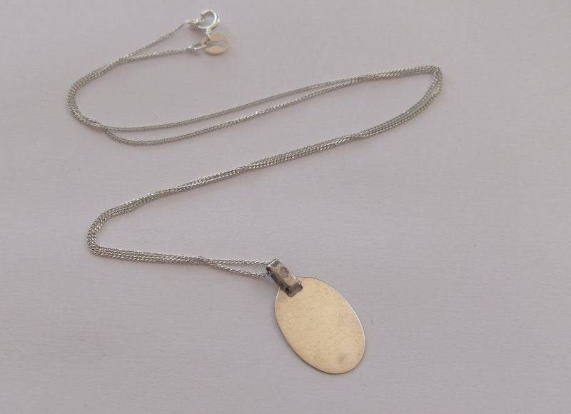 GREAT GIFT !! A BLANK STERLING SILVER DISC PENDANT PLUS A STERLING SILVER NECKLACE !! R1 START !!