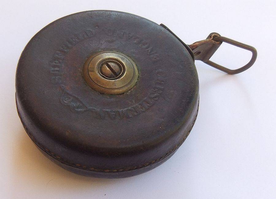 BRILLIANT RARE FIND !! A WORLD WAR ERA MILITARY ISSUED MEASURING TAPE !! LEATHER AND BRASS !! COOL