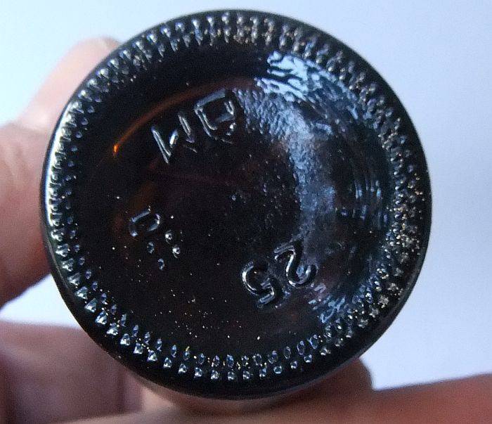 SEALED !! 40 ML VINTAGE MINIATURE !! 29 % ALCOHOL ..."BOLS" APRICOT BRANDY