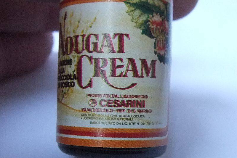 SEALED !! 16 ML VINTAGE MINIATURE !! UNKNOWN % ALCOHOL ..."NOUGAT CREAM" ITALIAN