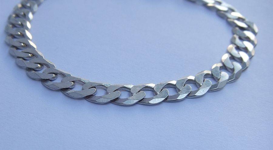 A SUPERIOR QUALITY WIDE WEIGHTY SOLID STERLING SILVER BRACELET WITH COOL CHAIN LINK SYSTEM !! WOW !!