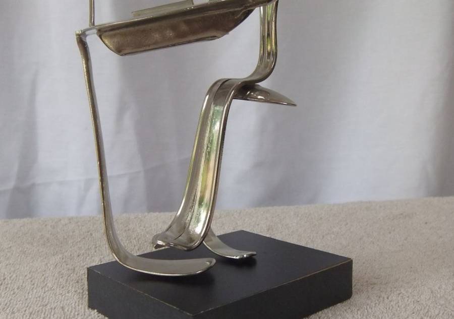 WOW !! A SUPERB CUTLERY ""PIANO MAN "" STATUE BY ARGENTINIAN ARTIST HUGO DE RITIS !! SO COOL !!