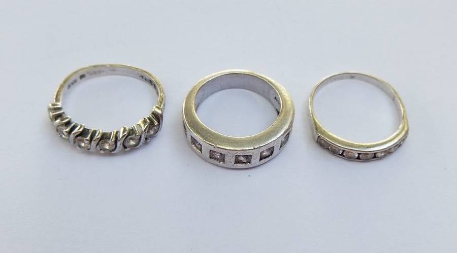 WHAT A STEAL !! 3 GORGEOUS STERLING SILVER RINGS SET WITH FACETED STONES !! PINK & CLEAR !! TAKE ALL