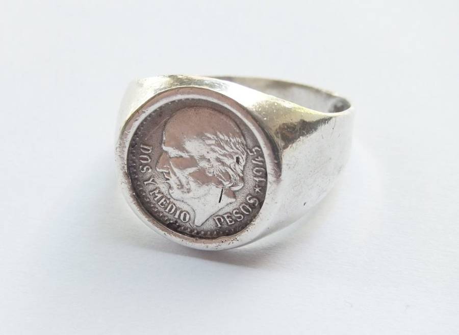 A VERY COOL LARGE VINTAGE STYLE SOLID STERLING SILVER ""COIN"" RING WITH MEXICAN FLAVOUR !!