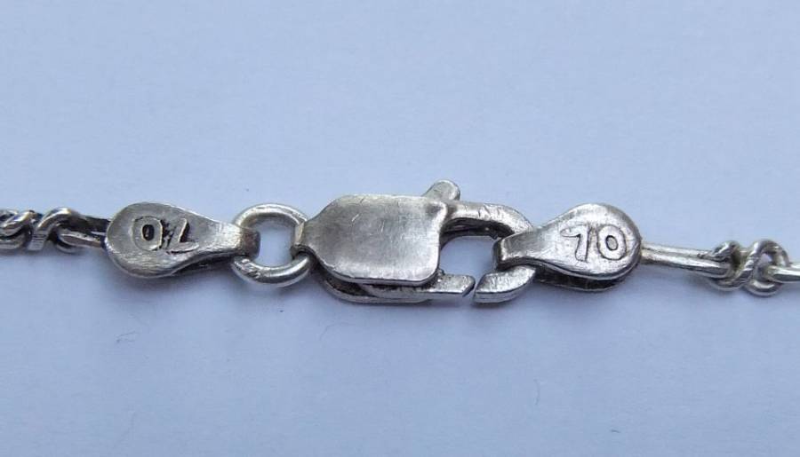 RARE FIND !!A VINTAGE STERLING SILVER FILIGREE BUTTERFLY PENDANT & STERLING SILVER DESIGNER NECKLACE