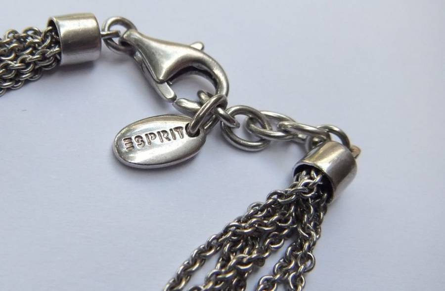 A SUPERIOR QUALITY DESIGNER MULTI STRAND BRACELET BY ESPRIT - STAMPED AND TESTED - HIGH VALUE