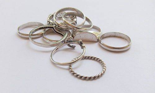 DECEMBER DEAL !! 9 SOLID STERLING SILVER RINGS FOR YOUR COLLECTION !! BID FOR THE LOT !! ALL TESTED