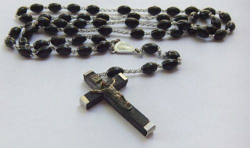A STUNNING VINTAGE ITALIAN MADE HIGHLY DETAILED ROSARY - FITS OVER YOUR HEAD - FREE COMBINING !!