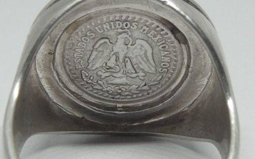 AN AWESOME BIG SOLID STERLING SILVER COIN TYPE RING IN SUPERB CONDITION !! GREAT WEIGHT !!