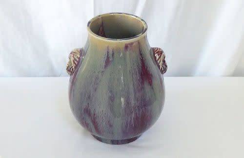 A RARE OLD FLAMBE DRIP GLAZE CHINESE POTTERY VASE WITH ELEPHANT HANDLES IN EXCELLENT CONDITION