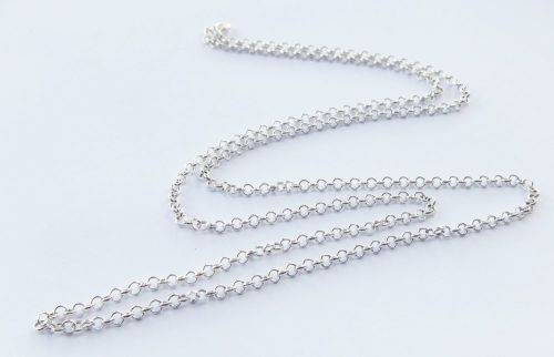 AN AWESOME EXTRA LONG 80 CM ROUND LINK STERLING SILVER NECKLACE IN EXCELLENT CONDITION !! MUST HAVE