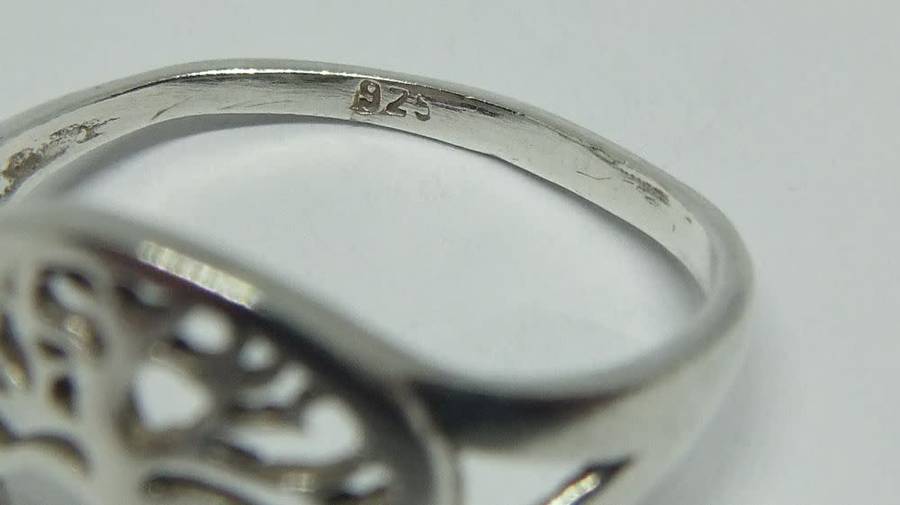 R1 START !! A CHARMING SOLID STERLING SILVER TREE OF LIFE MOTIF RING !! FREE COMBINING !!