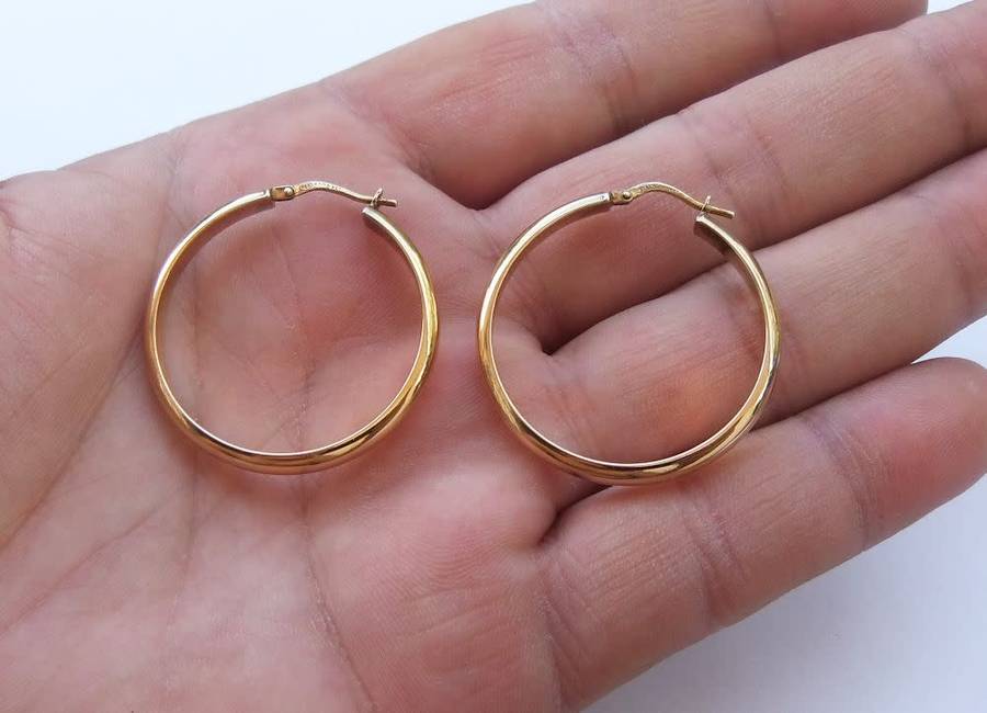A LARGE SUPERB QUALITY GOLD PLATED STERLING SILVER PAIR OF HINGED CLIP HOOP EARRINGS !! MUST HAVE !!