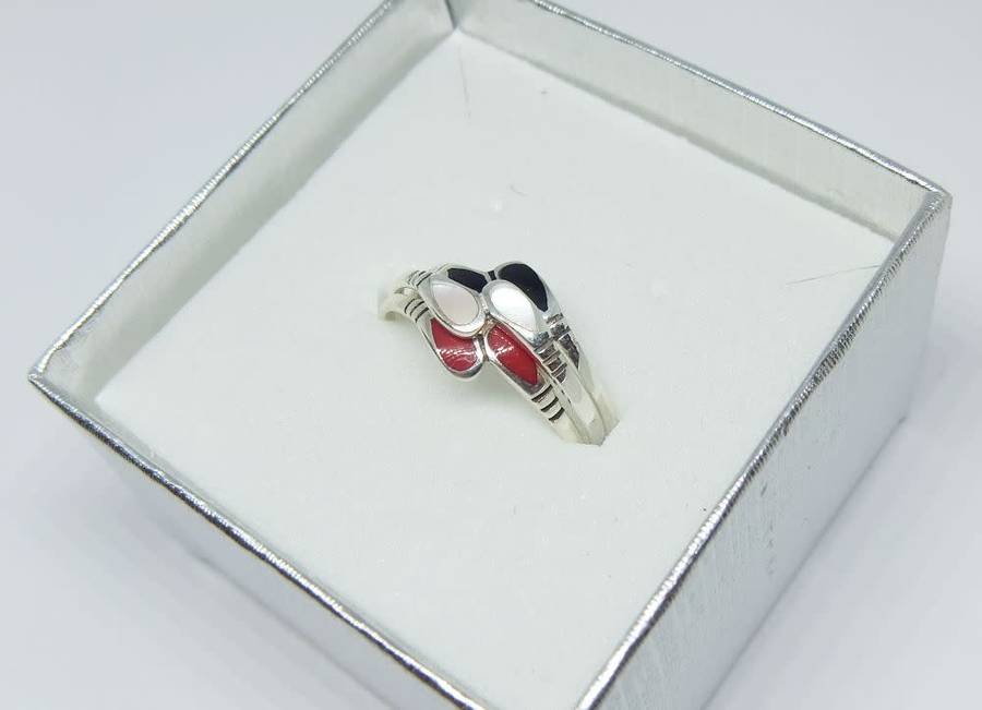 Three genuine sterling silver rings that interlock perfectly - Brand new - With gift box