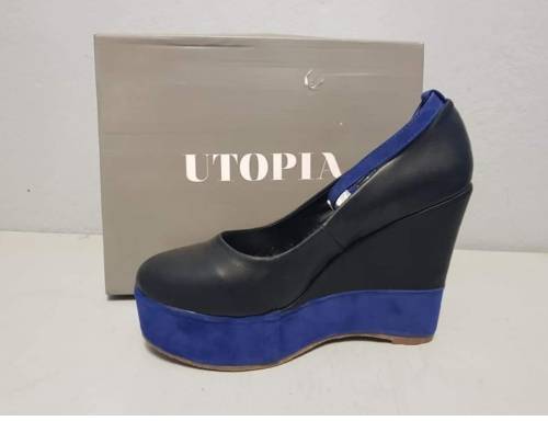 BRAND NEW!! UTOPIA WEDGES - SIZE 7 ONLY!!