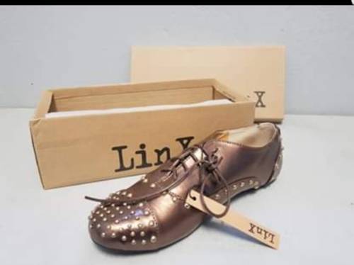 BRAND NEW!! LINX STUDDED FLATS!! - SIZE 7 ONLY!!