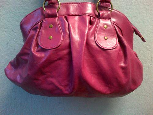 GORGEOUS HANDBAG - ADD A POP OF COLOUR THIS WINTER!!!