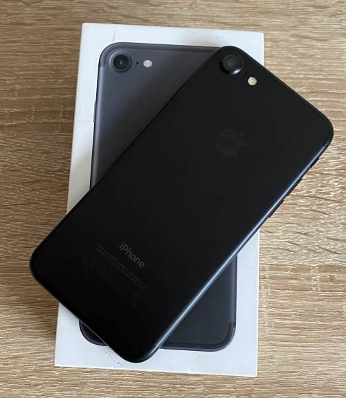 APPLE IPHONE 7 32GB - BLACK - EXCELLENT CONDITION - 3 MONTHS WARRANTY