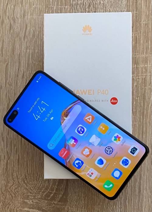 HUAWEI P40 128GB DUAL SIM - BLACK - LIKE NEW - 3 MONTHS WARRANTY