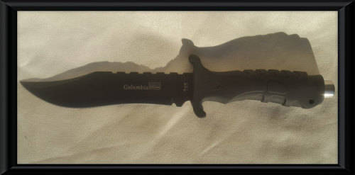 Columbia USA Fixed Blade