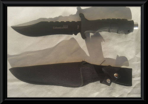 Columbia USA Fixed Blade