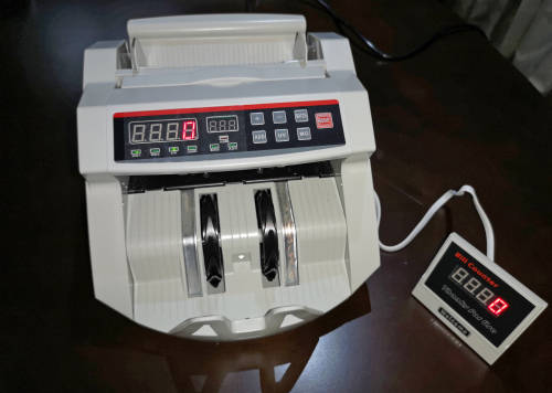 Note Counter with UV and Magnetic Counterfeit Detection