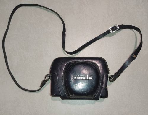 Minolta Hi-Matic 9 - Antique Camera *Untested*