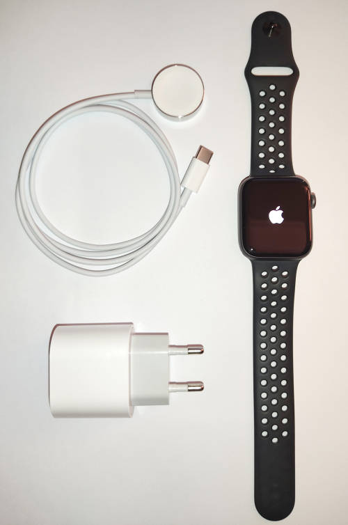 Apple Watch Series 4 Nike+ (44mm) (GPS Only) - Space Grey