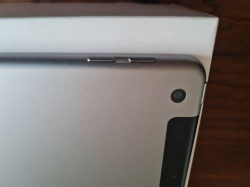 iPad 6th Generation 128GB