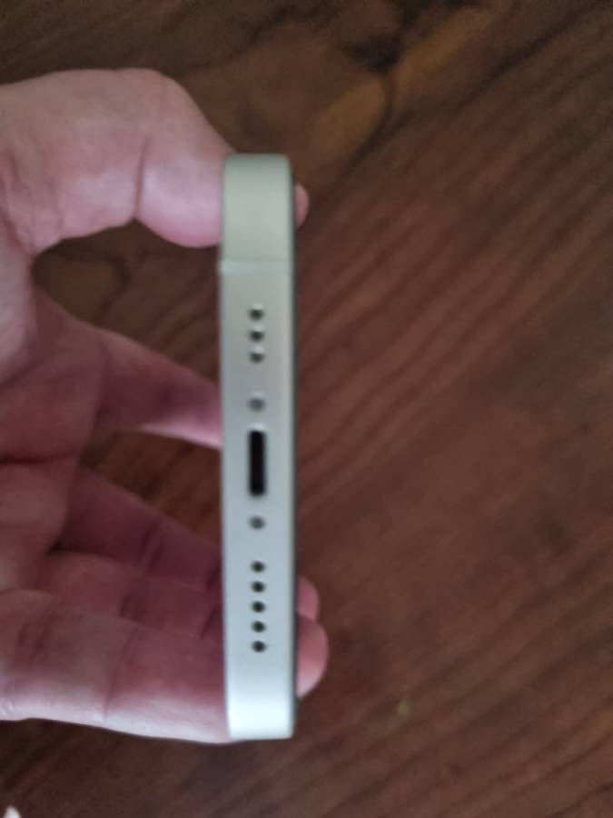 iPhone 13 - 128GB - White