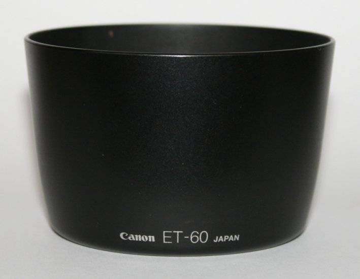 Canon EF 75-300mm 1:4-5.6 III ultrasonic USM zoom lens for dSLR, Canon hood, UV filter. Excellent