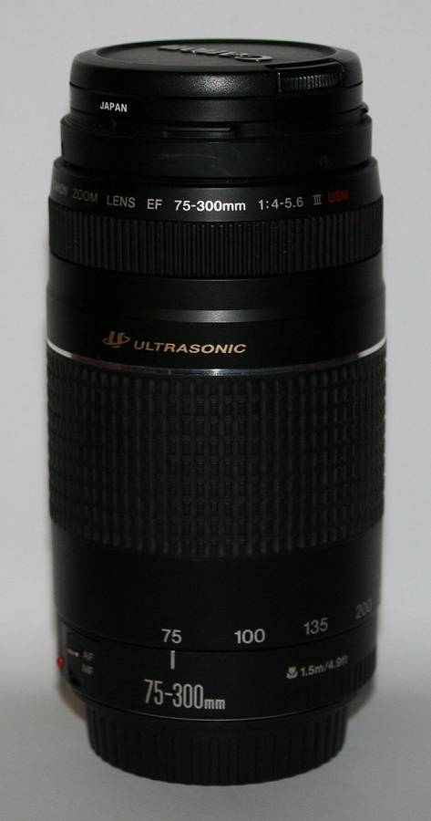 Canon EF 75-300mm 1:4-5.6 III ultrasonic USM zoom lens for dSLR, Canon hood, UV filter. Excellent