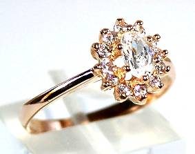 Cluster Ring: simulated Diamonds, 19.2ct rose gold = "Ouro Portugues"
