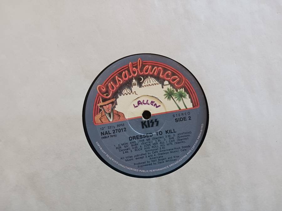 Kiss - Dressed To Kill  - ( Rare 1975 Zim released LP )