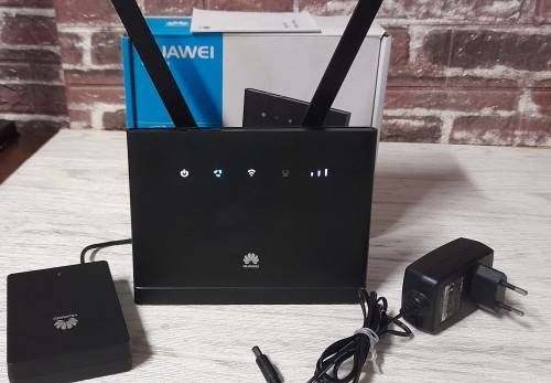 Huawei LTE Router CPE - B315s with 2 - 3  Hour Battery Backup during power cuts in working condition