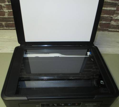 Epson 4 Colour Multifunction Printer with WiFi and Web Printing in Good Working Condition