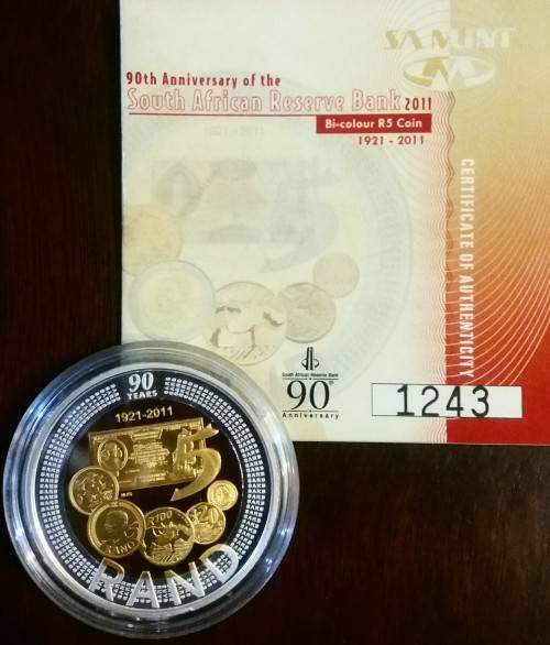 2011 PROOF SILVER R5 CROWN 90TH ANNIVERSARY.( COIN IN CAPSULE AND COA ONLY)