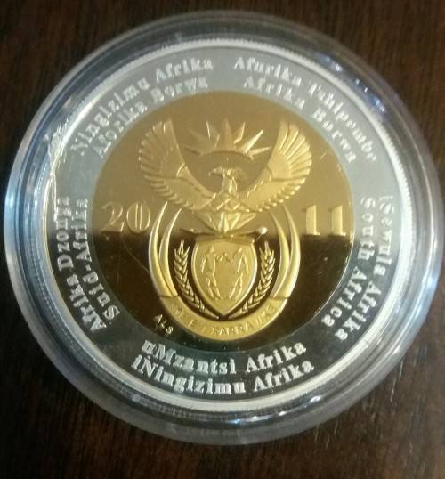 2011 PROOF SILVER R5 CROWN 90TH ANNIVERSARY.( COIN IN CAPSULE AND COA ONLY)