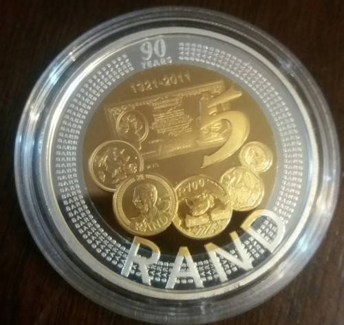 2011 PROOF SILVER R5 CROWN 90TH ANNIVERSARY.( COIN IN CAPSULE AND COA ONLY)